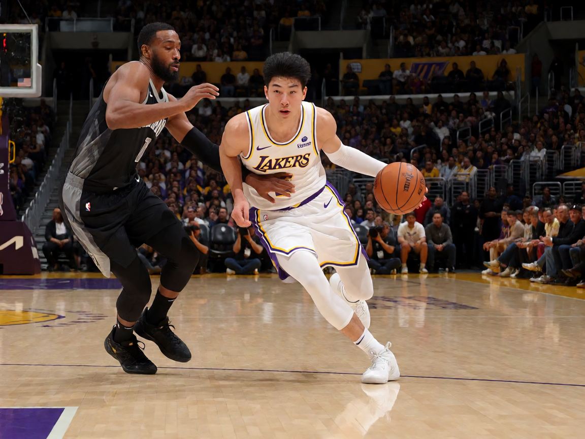 NBA篮球比赛现场球员突破